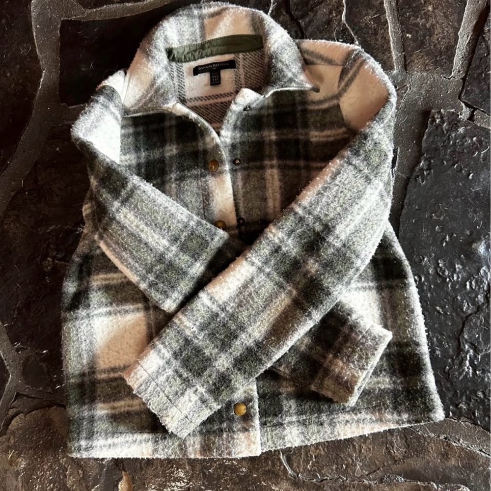 Banana Republic Green and Gray Plaid Jacket